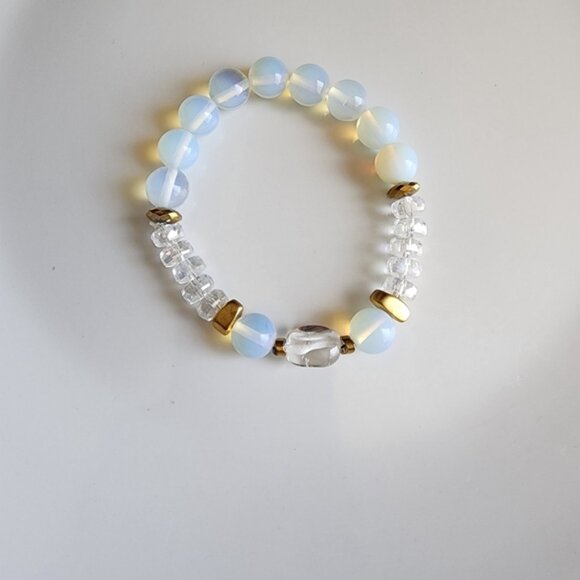 Elegant Lunar Stone  Beaded Bracelet - Picture 5 of 6